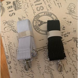 2 new bag straps, never used.